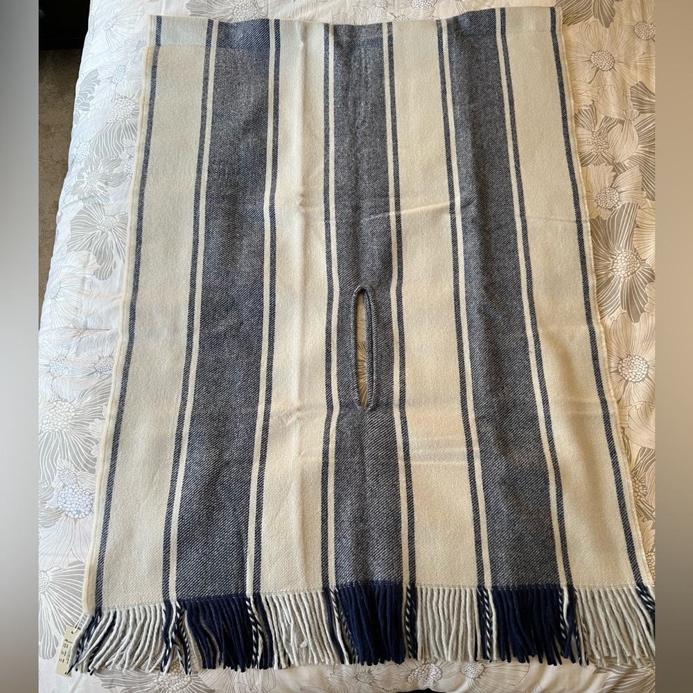 Madewell Women’s Stripe Cape Scarf